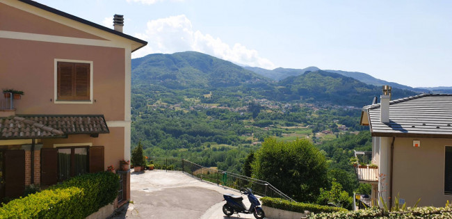 Vai alla scheda: Casa Semindipendente Vendita San Romano in Garfagnana